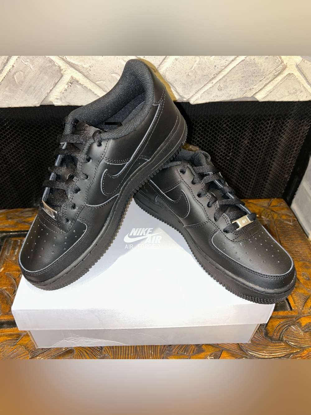 Nike Air Force 1 LE (gs) Low Youth Sneakers - Black Size Y7